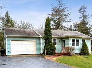 354 Ross Hill Rd, Charlestown, RI 02813