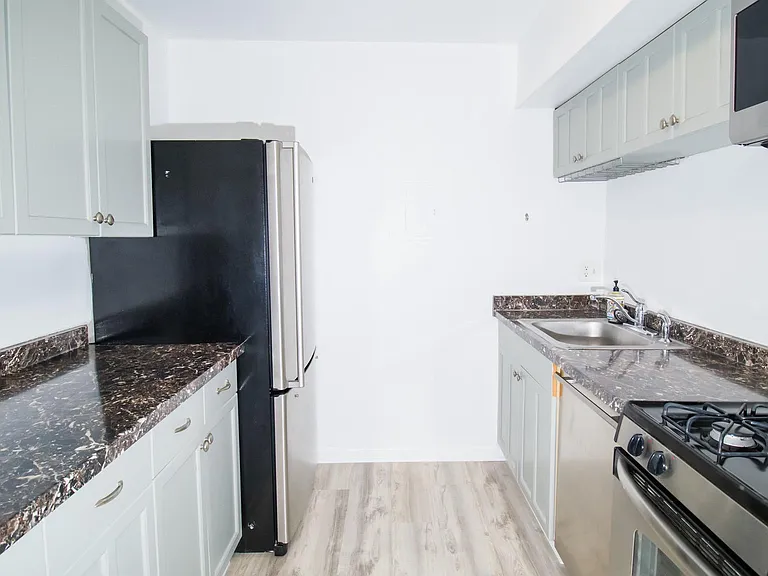 11602 Vantage Hill Rd #2A — Photo 4