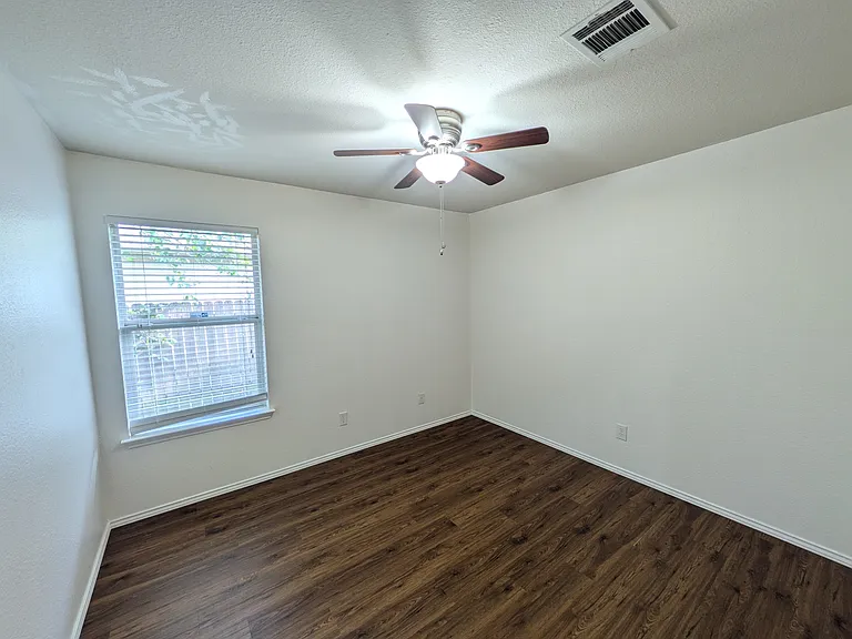 133 Carolyns Way — Photo 12