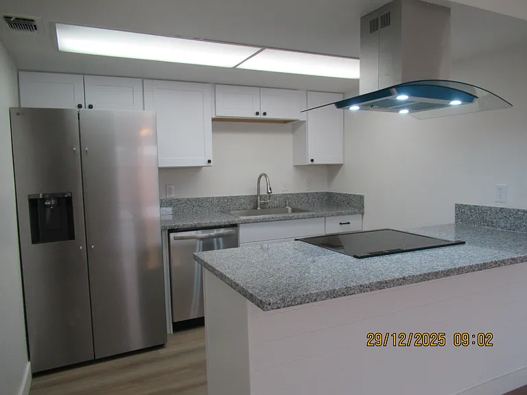 2 bed, 2.0 bath, 980 sqft, $2,200 — Photo 19