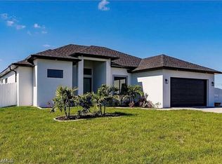 1406 NE 2nd St, Cape Coral, FL 33909