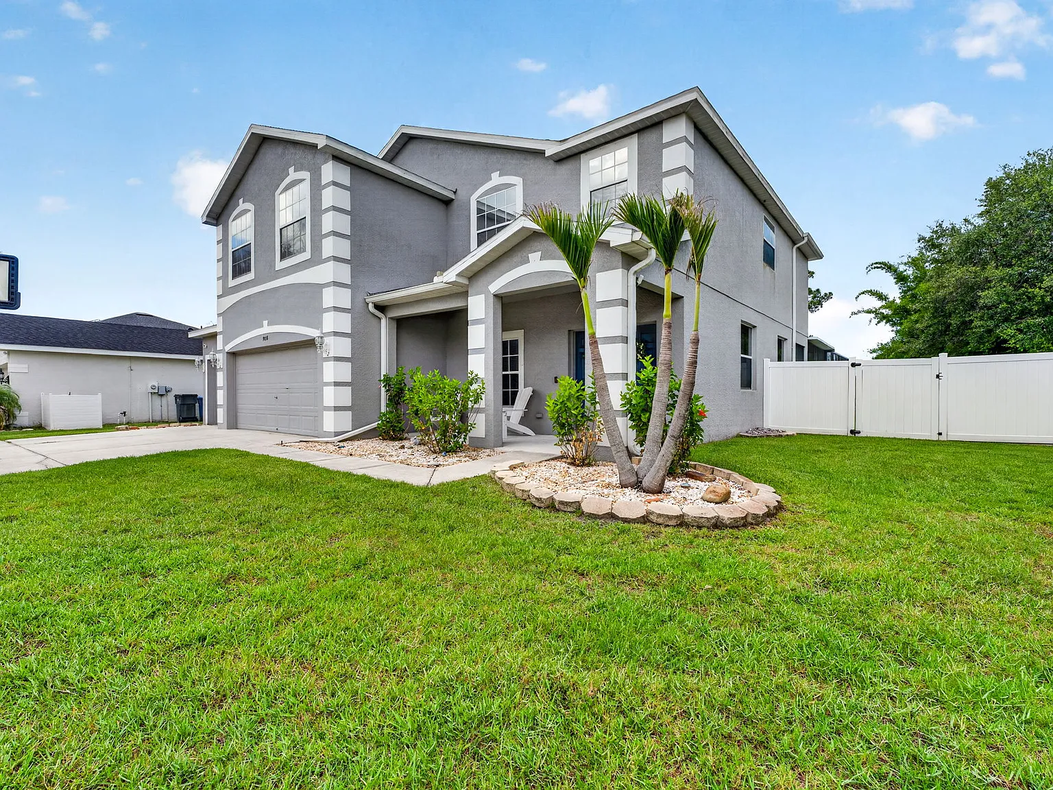 4 bed, 2904 sqft, $4,450 — Photo 4