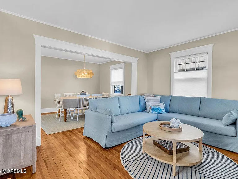 435 Norwood Ave — Photo 12