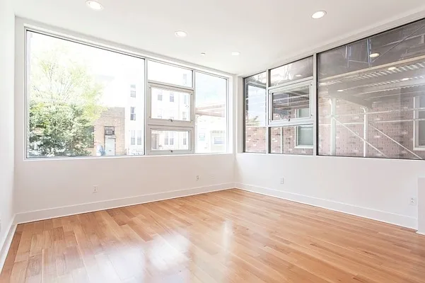 Rented by Compass | media 14