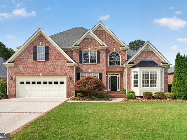 3913 Springtree Ln, Hoschton, GA 30548