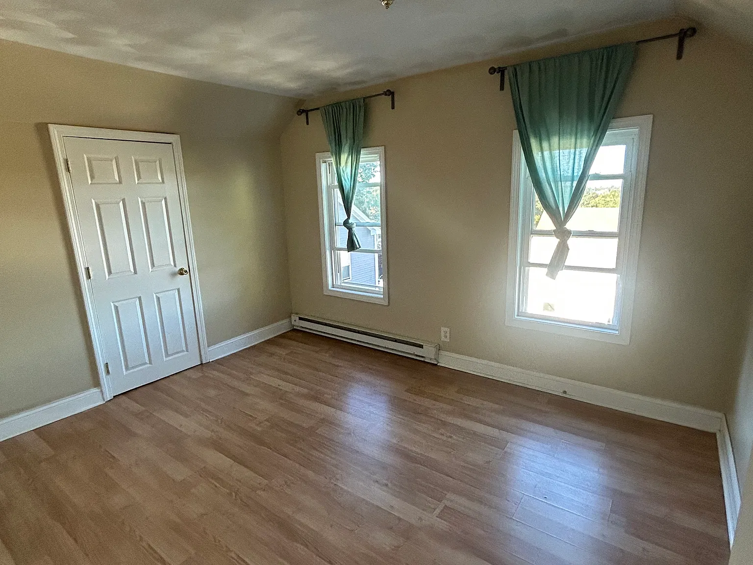 2 bed, $1,800 — Photo 4