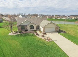 2129 Palace Ct, Auburn, IN 46706
