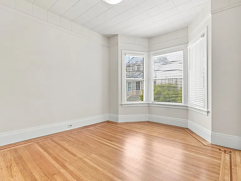257 Chenery St — Photo 10