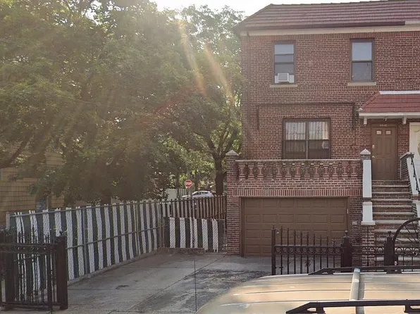 93-18 Lamont Ave #3FAM, Elmhurst, NY 11373