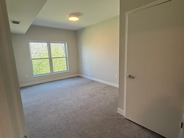 2645 Burton Rd #103 — Photo 5