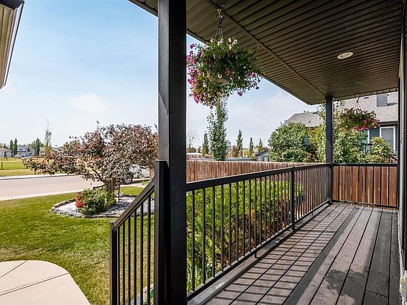5th image of 112 S Hillview Dr
