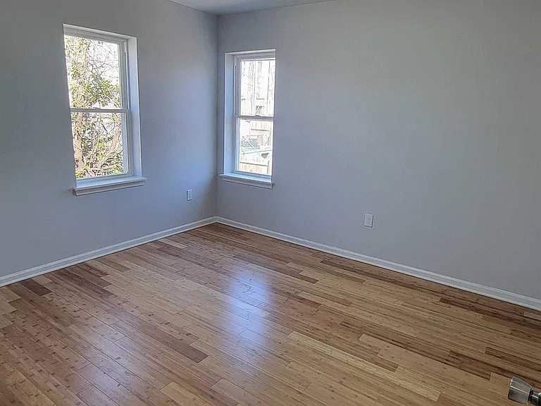 1626 W Saratoga St — Photo 9
