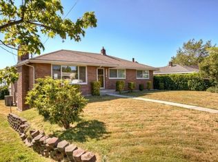 22025 11th Ave S, Des Moines, WA 98198