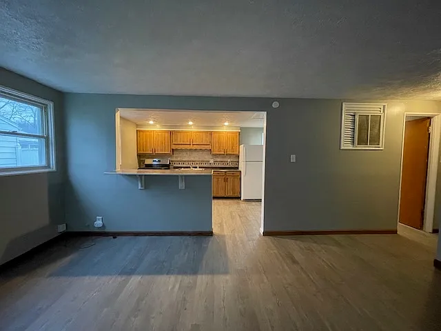 924 E Chippewa Ave — Photo 19