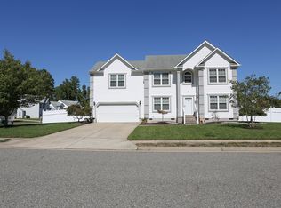 15 E Big Sky Dr, Hampton, VA 23666