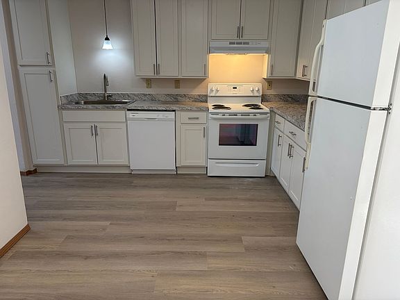 5th image of 2717 Humboldt Rd APT 5