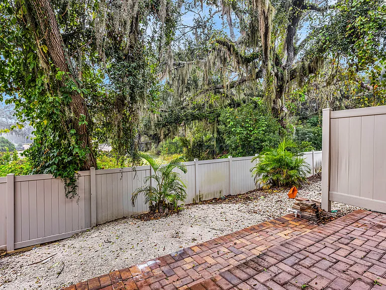5314 Sylvester Loop — Photo 32