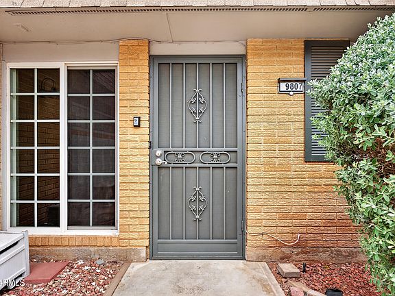 3rd image of 9807 N BALBOA Drive