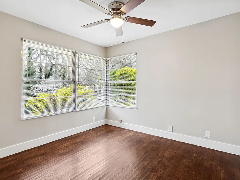 2849 Ashford Rd — Photo 10