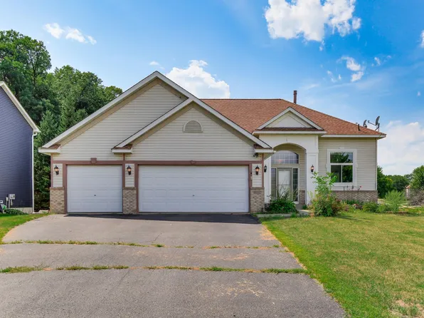 8837 Carriage Hill Pl, Savage, MN 55378