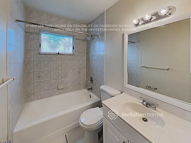9853 SW 221st St — Photo 15