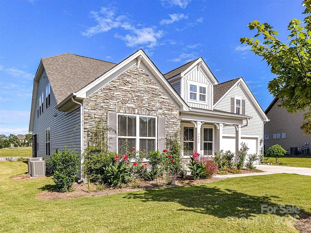 9528 Horsebit Lane - 1 — Photo 3