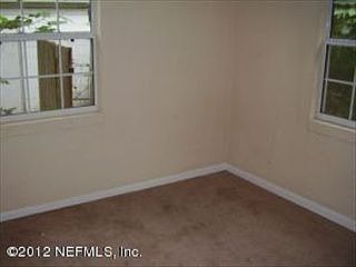4th image of 5879 Oaklane Dr