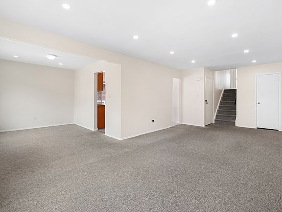 3rd image of 15-72 216th St #2