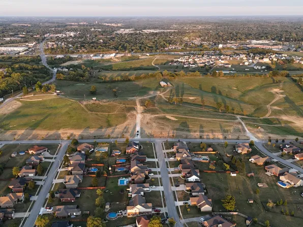 4 Nautical Way, Lawrenceburg, KY 40342