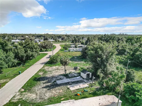 2019 Calle Bonito #10, Punta Gorda, FL 33982