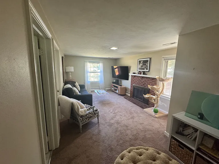 9501 Bonnie Dale Rd — Photo 8