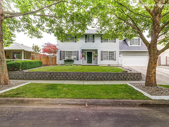 2nd image of 962 SE 56th Ave
