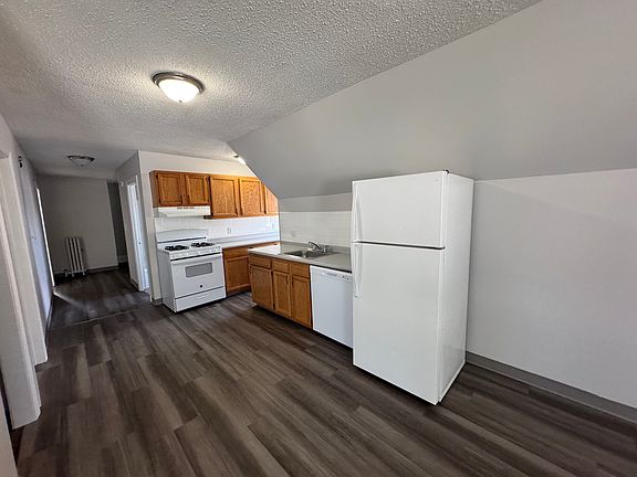 2nd image of 82 Robbins St #3