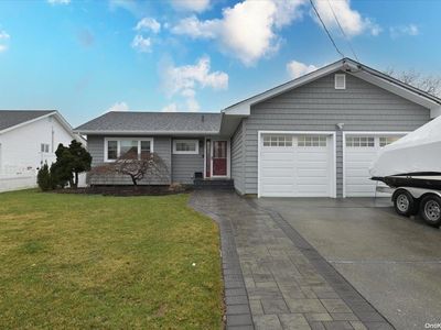 36 Garfield Place, Massapequa, NY, 11758