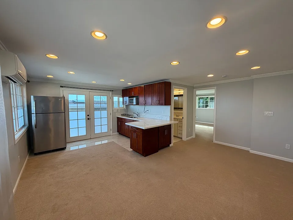 3888 Sierra Dr