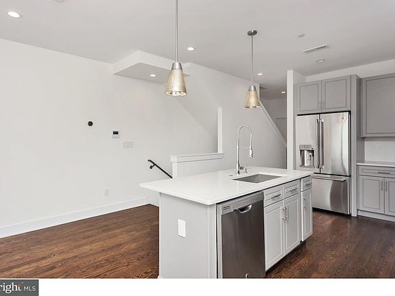 4th image of 1910 E Letterly St #2