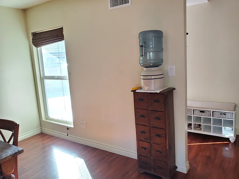 7478-80 Bookham Ct — Photo 3