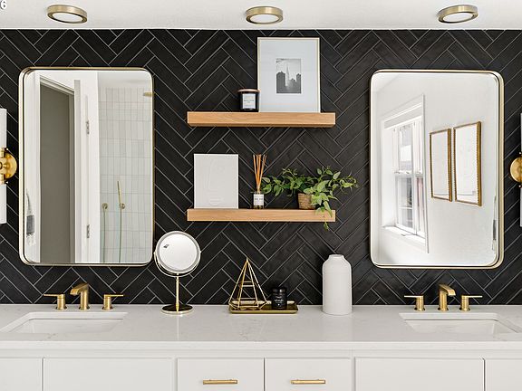 4th image of 1826 NW Miller Rd