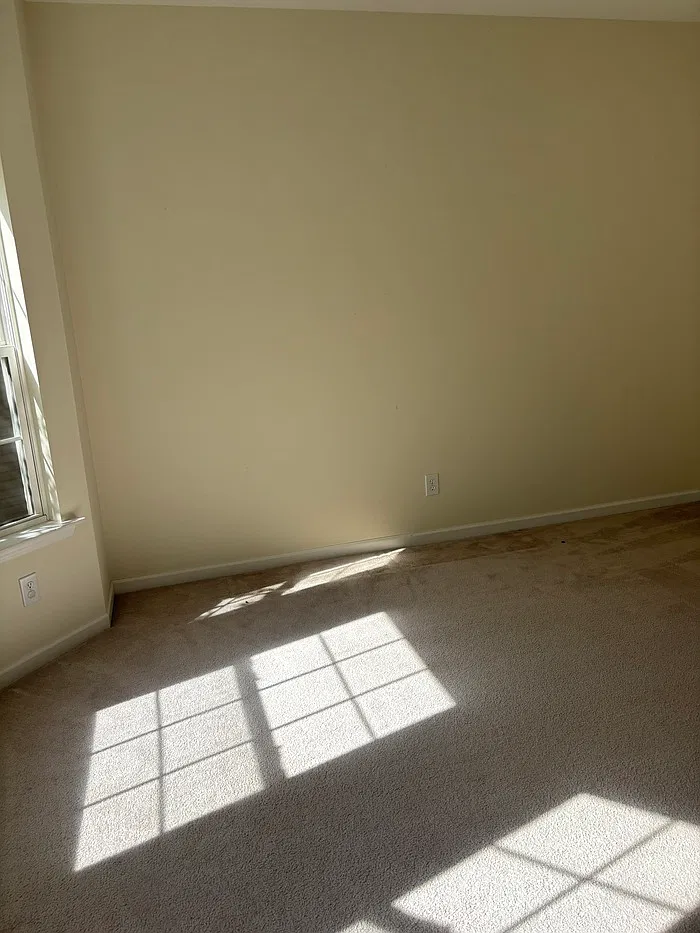 5 bed, 3.0 bath, 1976 sqft, $2,650 — Photo 3