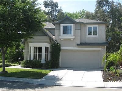 1st image of 817 Harold Smith Dr