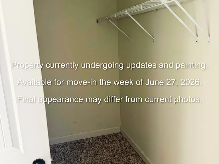 Walk In Closet Main Bathroom