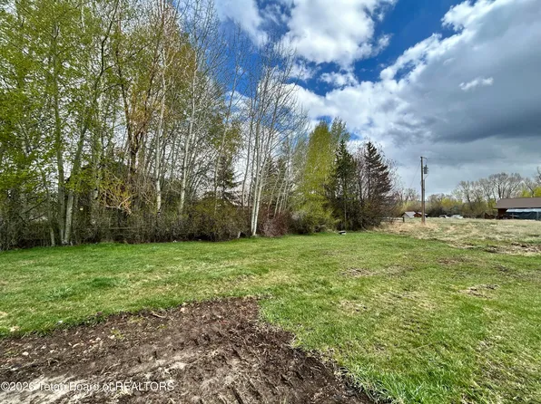 470 E Johnson Ave, Driggs, ID 83422
