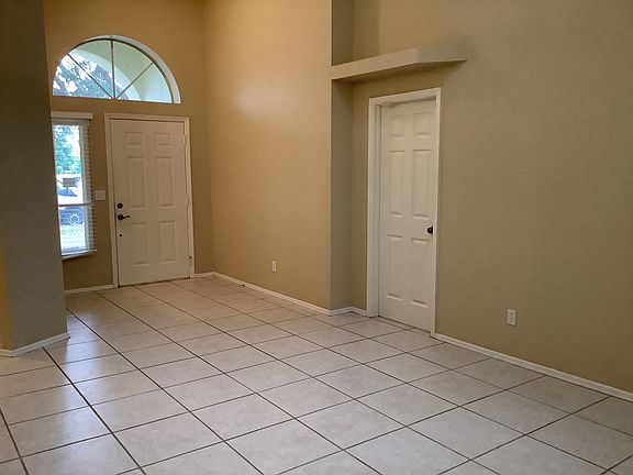 4th image of 2022 Blue Heron Dr