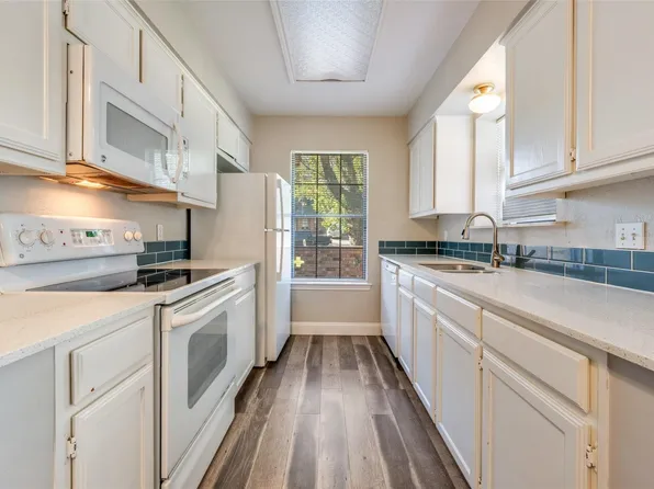 2901 Anysa Ln, Denton, TX 76209