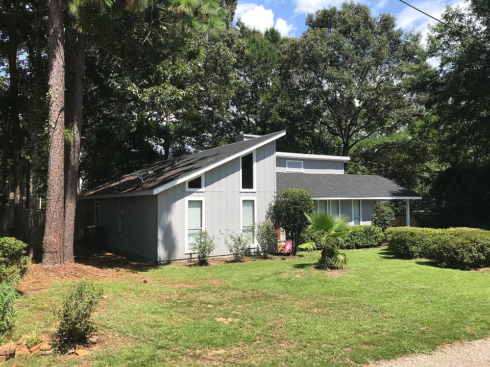 2nd image of 162 Brentwood Dr