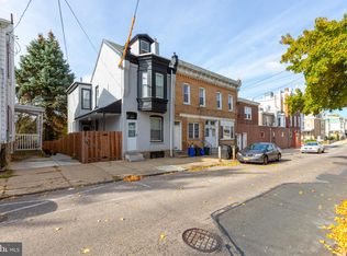 4360 Pechin St, Philadelphia, PA 19128
