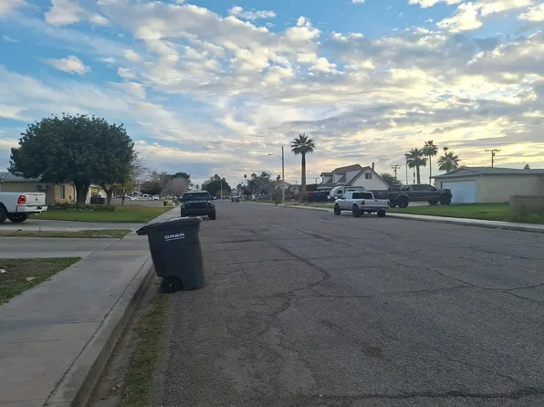476 N 10th St, Blythe, CA 92225