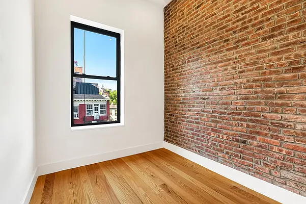 Rented by Compass | media 19