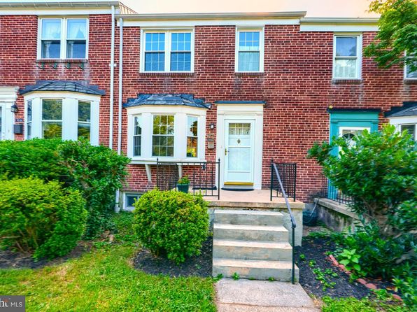 7040 Heathfield Rd