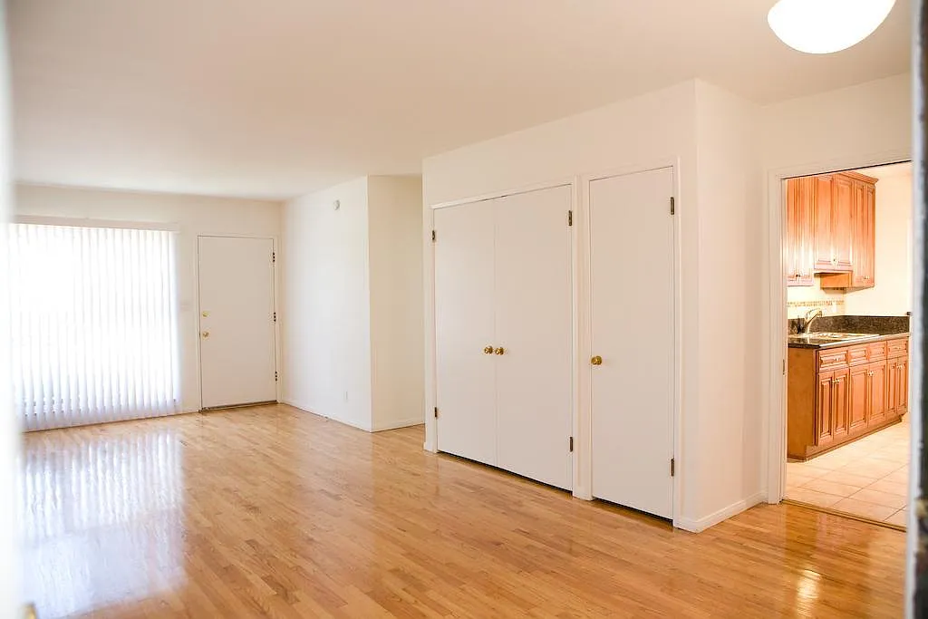 1 bed, 625 sqft, $2,200 — Photo 1